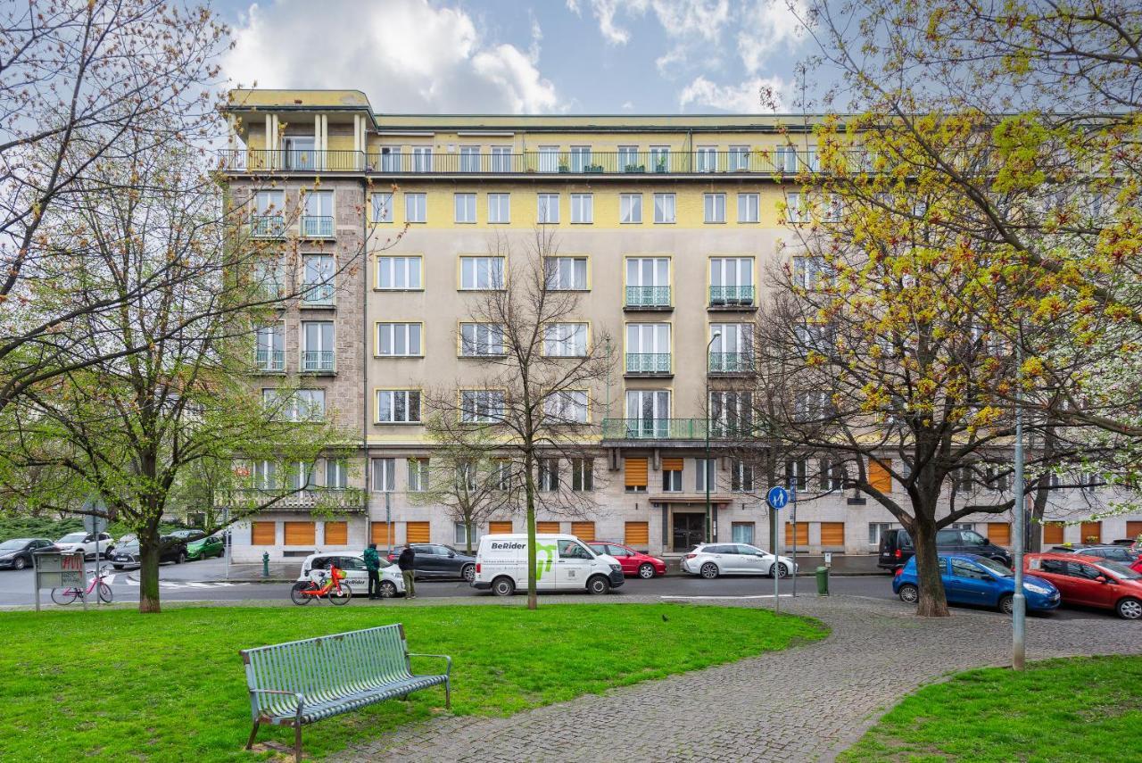 Lotus Apartment Prag Dış mekan fotoğraf